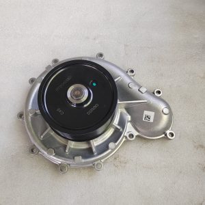 Cummins water pump 3698067